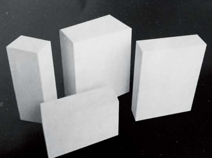 高性能耐火材料圖片